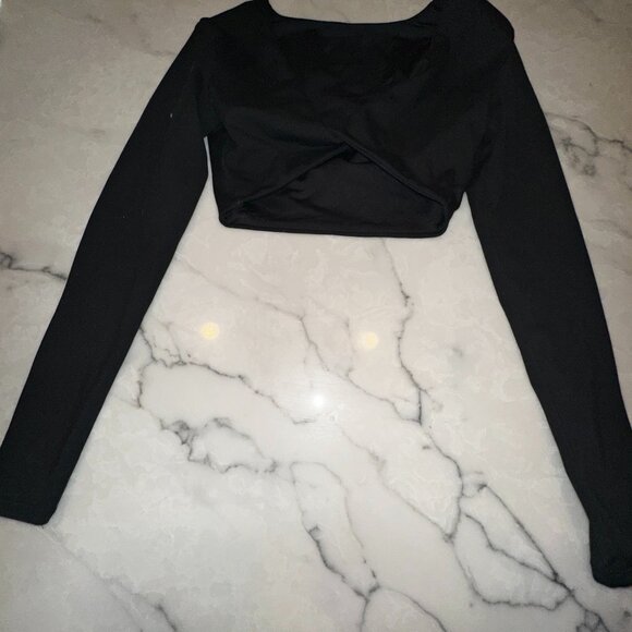 Twist Crop Top csb - Picture 1 of 4